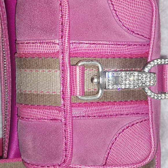 MICAEL KORS 👛 👜 hot pink purse - Picture 2 of 6